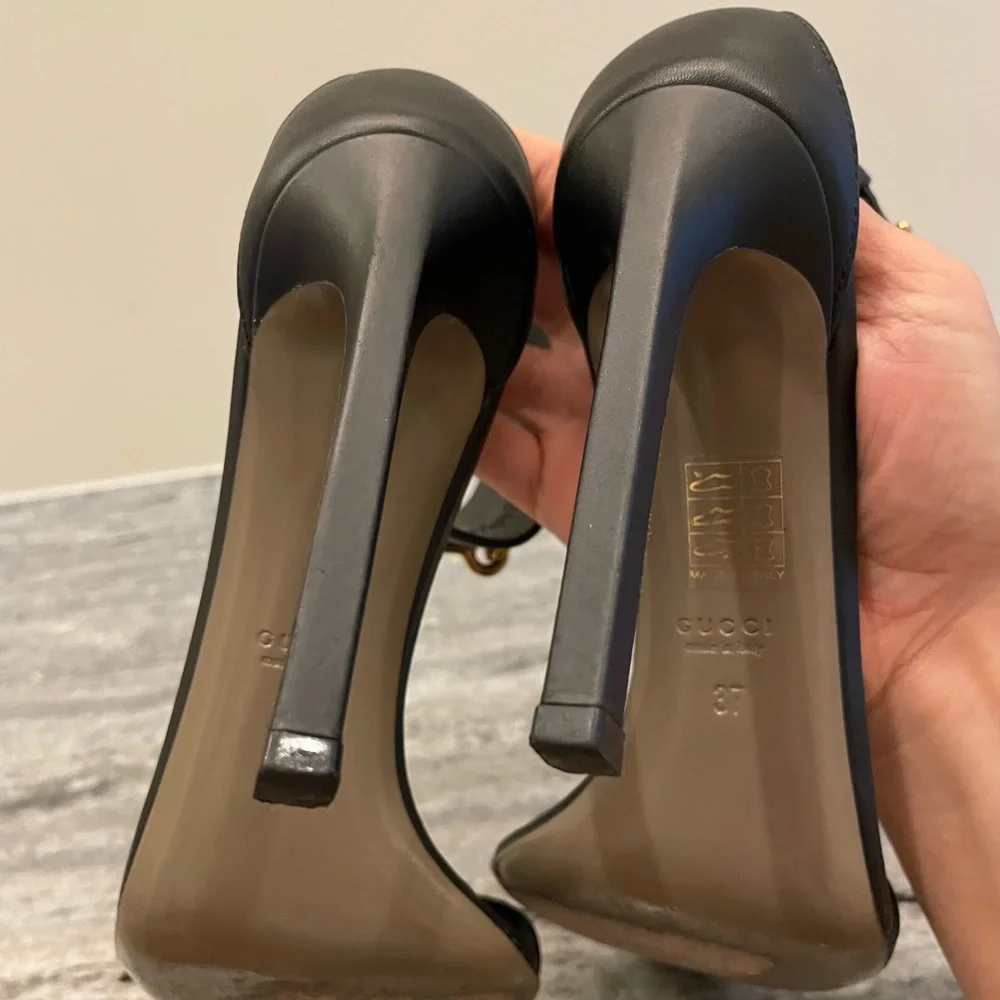 Host Pick⭐️GUCCI Ursula horsebit ankle cuff heels - Picture 6 of 11